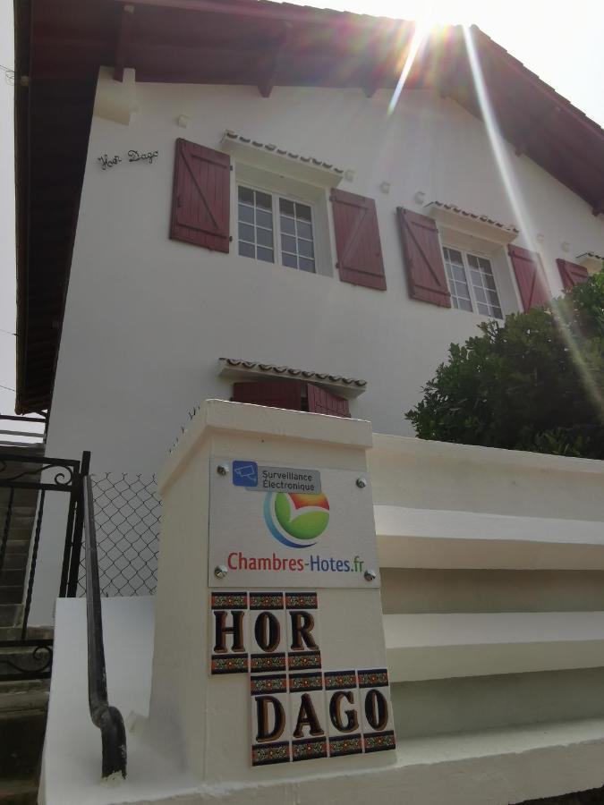 Chambres D'Hotes "Hor Dago" Pres De La Gare D'Hendaye Avec Le Petit-Dejeuner Exterior photo