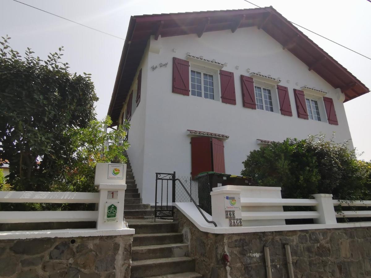 Chambres D'Hotes "Hor Dago" Pres De La Gare D'Hendaye Avec Le Petit-Dejeuner Exterior photo